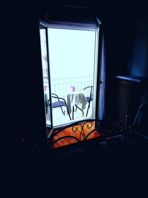 Thissio Apartment Philoxenia Атина Екстериор снимка