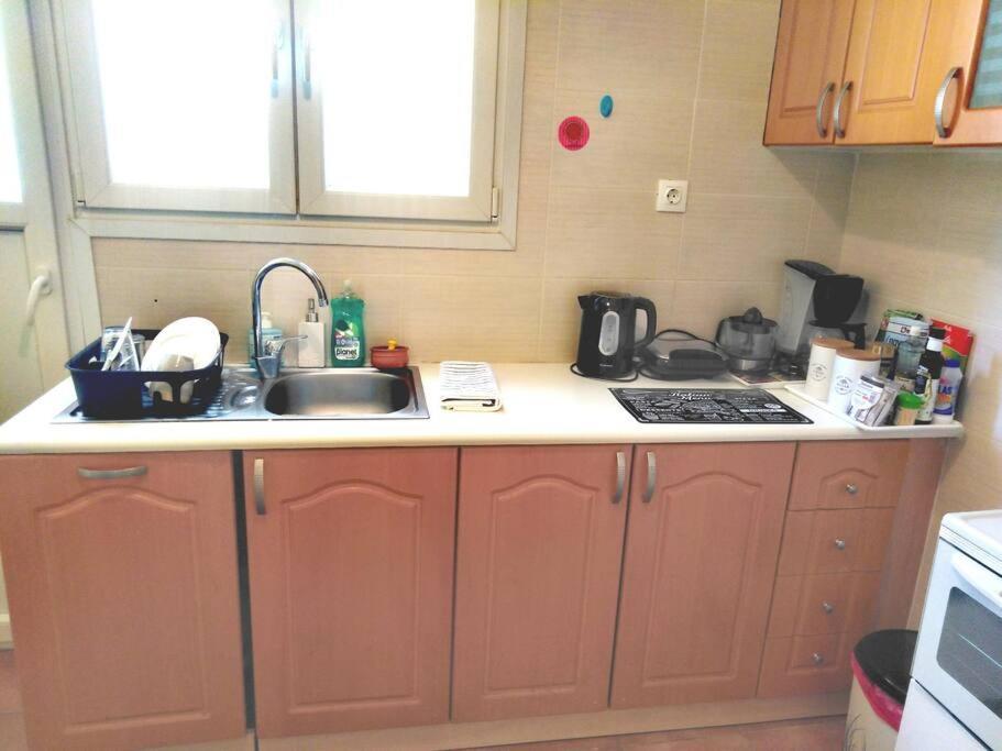 Thissio Apartment Philoxenia Атина Екстериор снимка